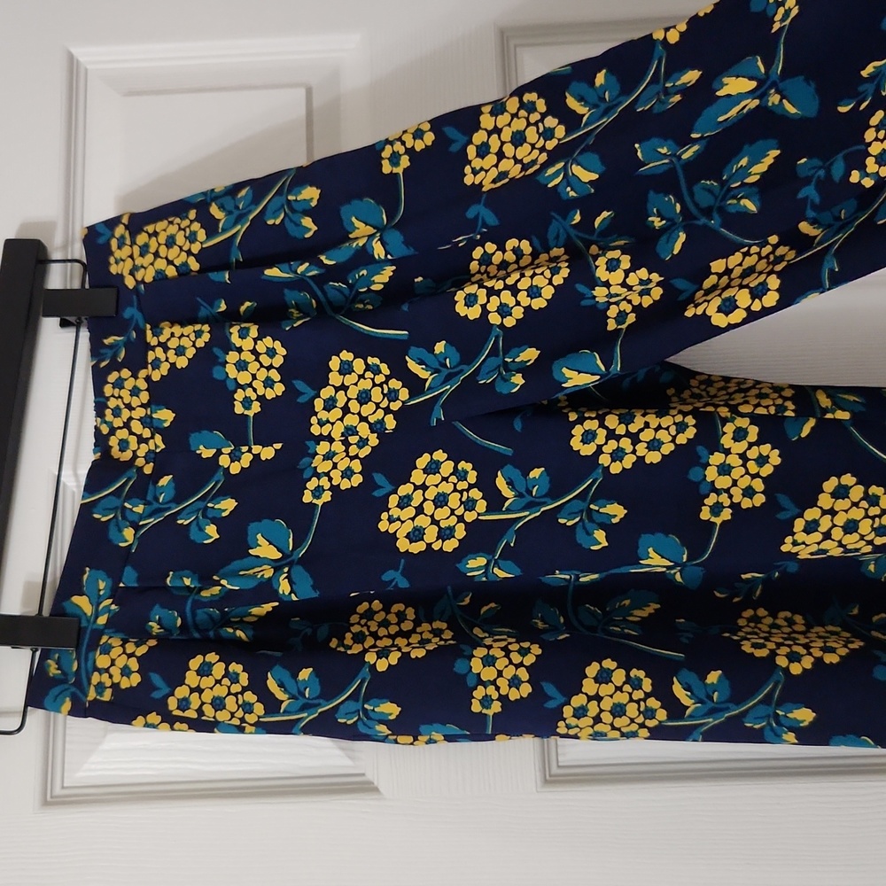 🎄 Pants - Picture 2 of 4